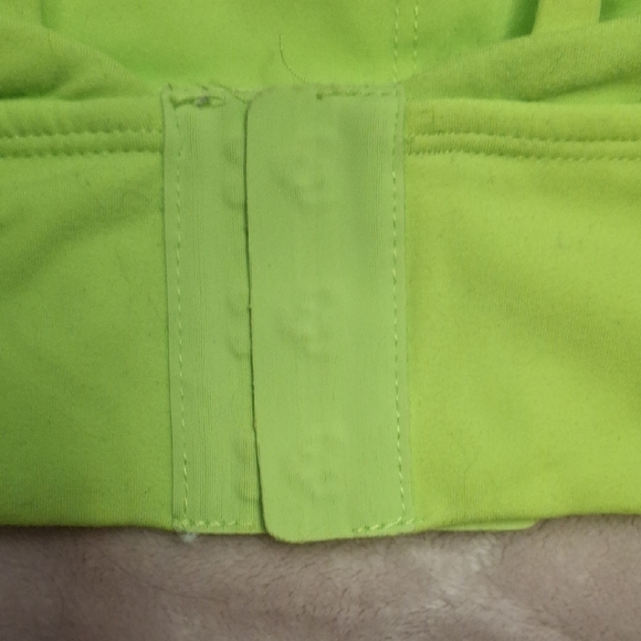 BuffBunny Lime Sports Bra - Picture 5 of 8